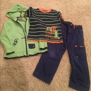 3 piece Crocs outfit.  Size 5